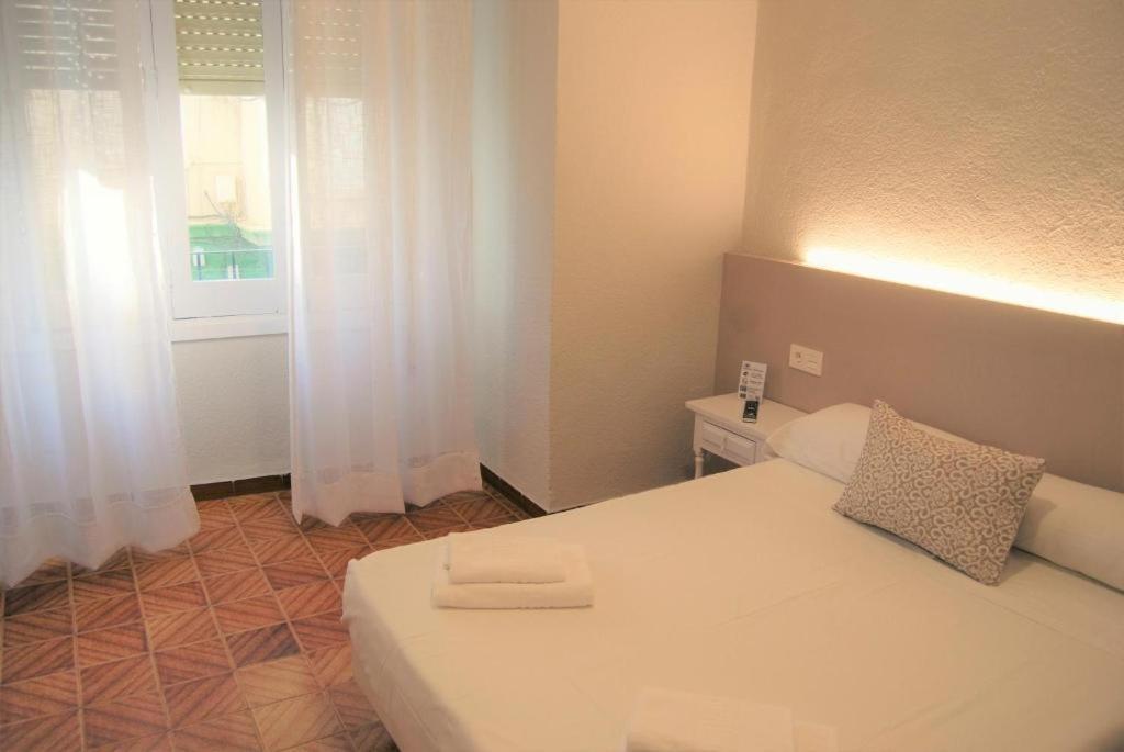 Hostal Tropical Motril Exteriér fotografie